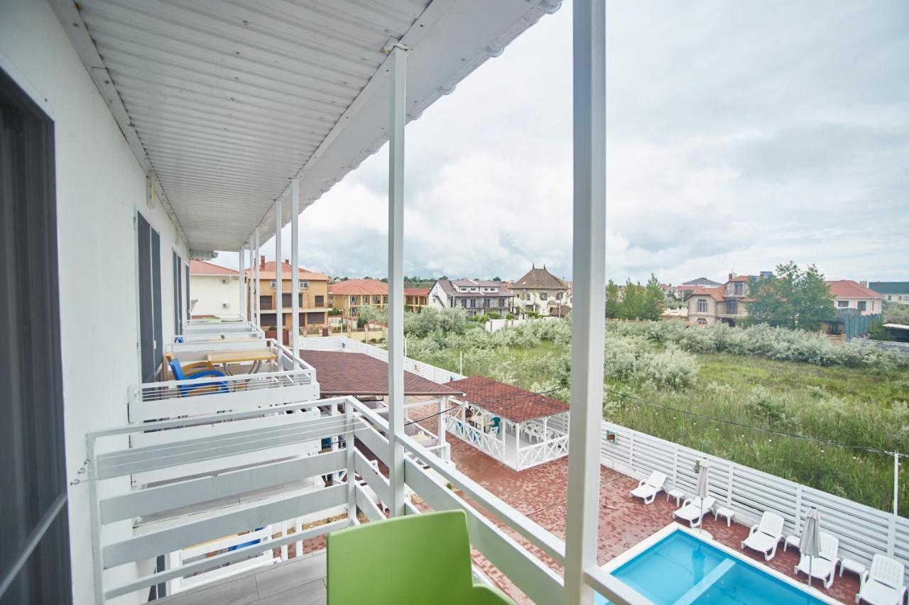 Family Hotel Happy Inn Zatoka Ngoại thất bức ảnh