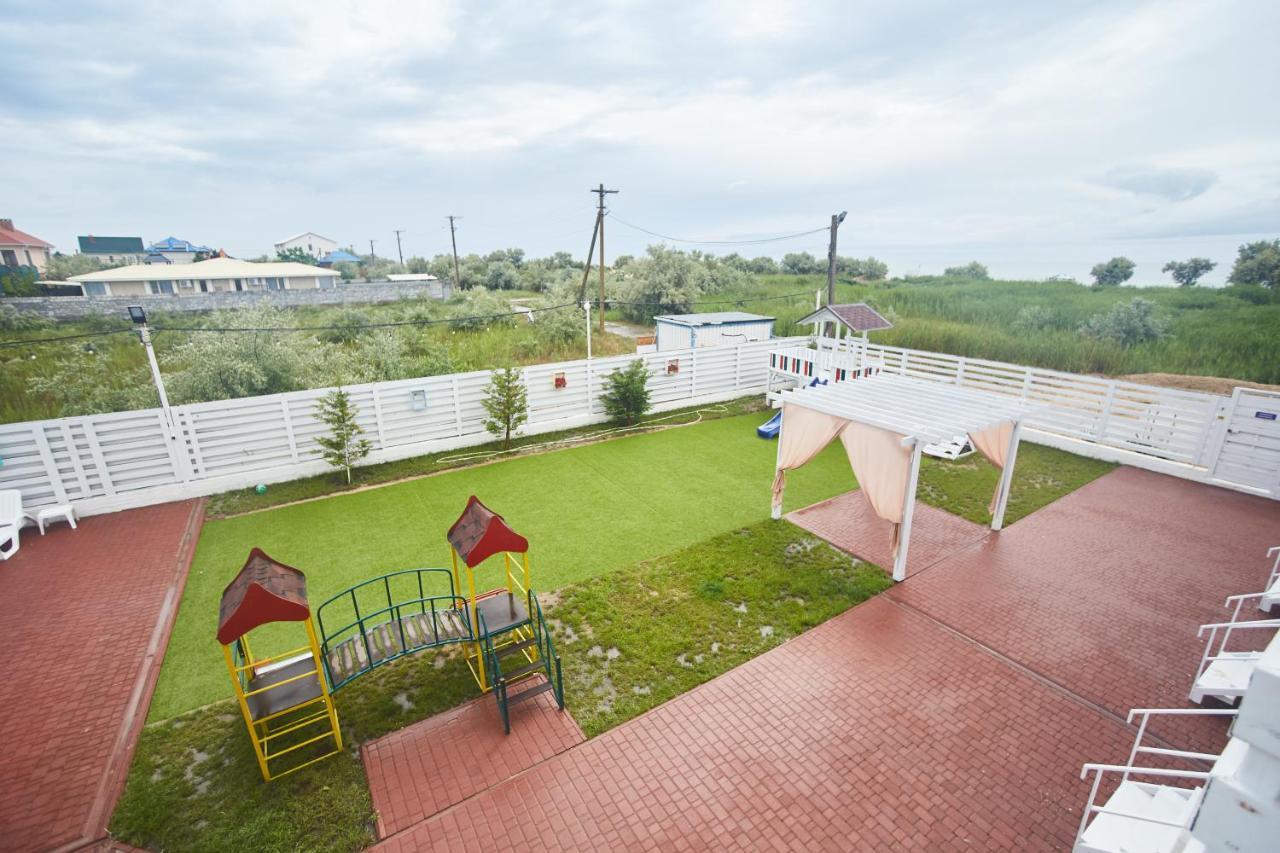 Family Hotel Happy Inn Zatoka Ngoại thất bức ảnh